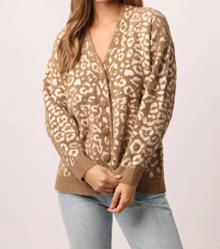 Fitted Knit TopsMakie Sweater in Two-Tone Animal