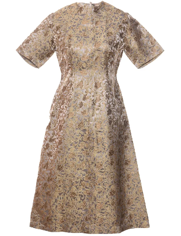 Tasseled T-ShirtsLeafy Print Gold & Mauve Metallic Evening Dress - M