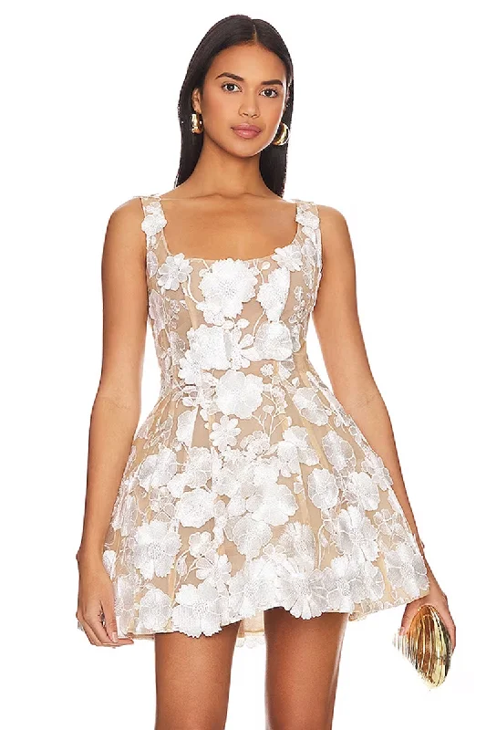 TunicTopGladiatorVandelia Lace Applique Mini Dress